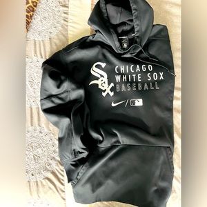NIKE DRI-FIT CHICAGO WHITE SOX SWEATSHIRT XXL